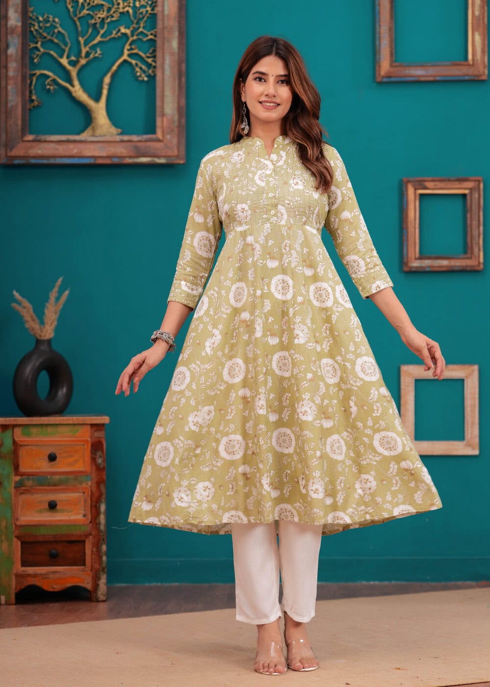 Green Women Floral Printed Regular Anarkali Kurta with Palazzos