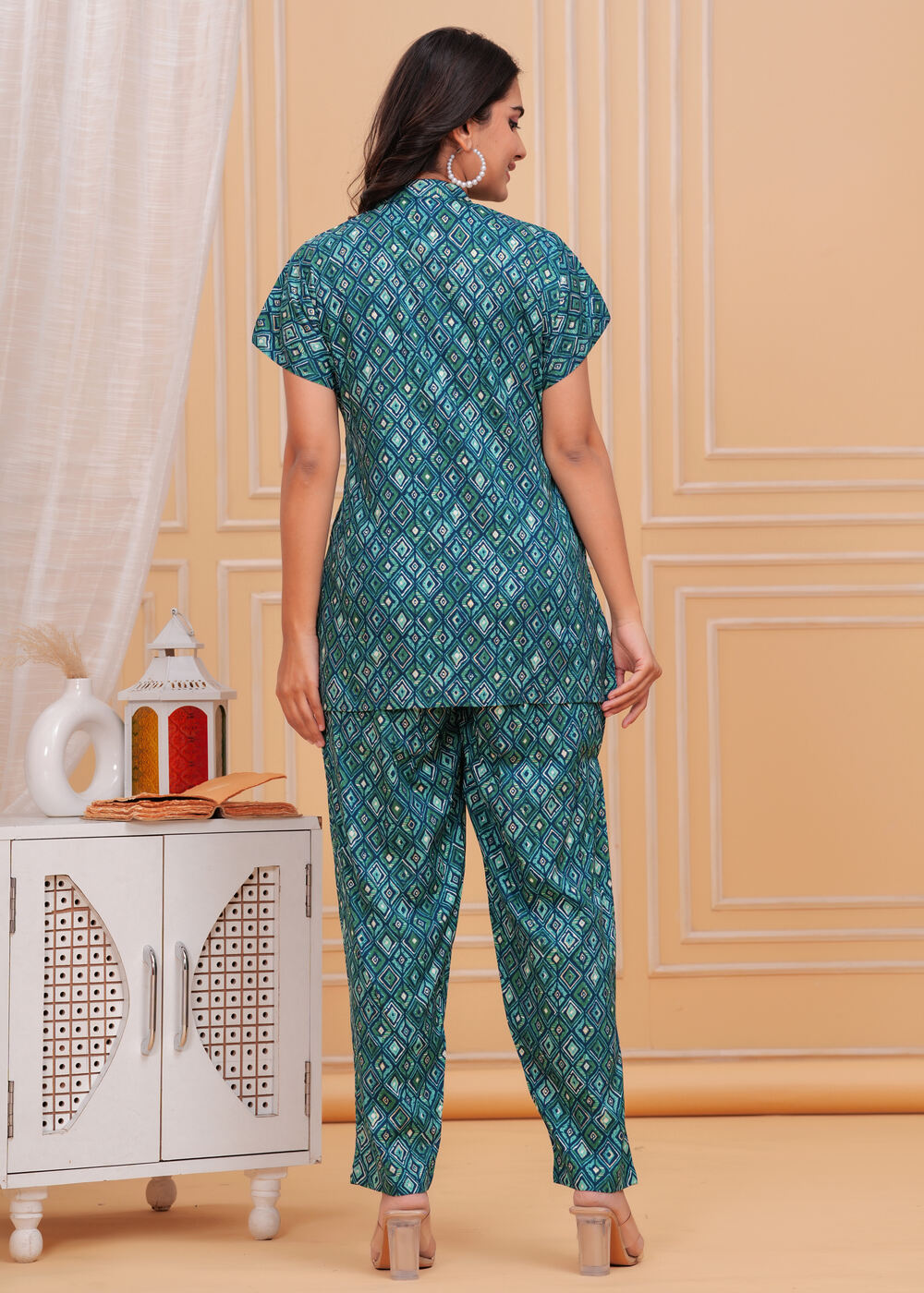 Green Printed Mandarin Collar Short Sleeves Pure Cotton Top With Trouser