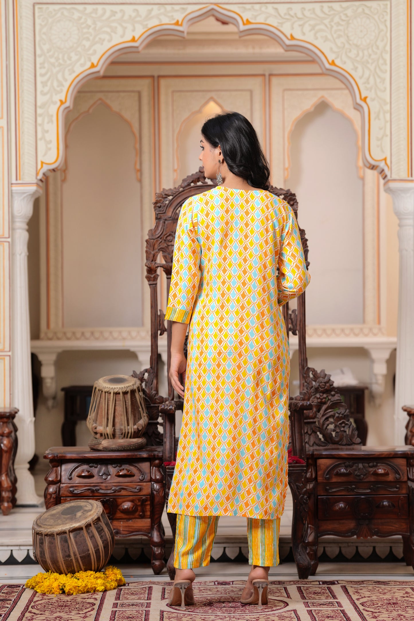 Yellow Geometric Printed Round Neck Straight Kurta With Trouser