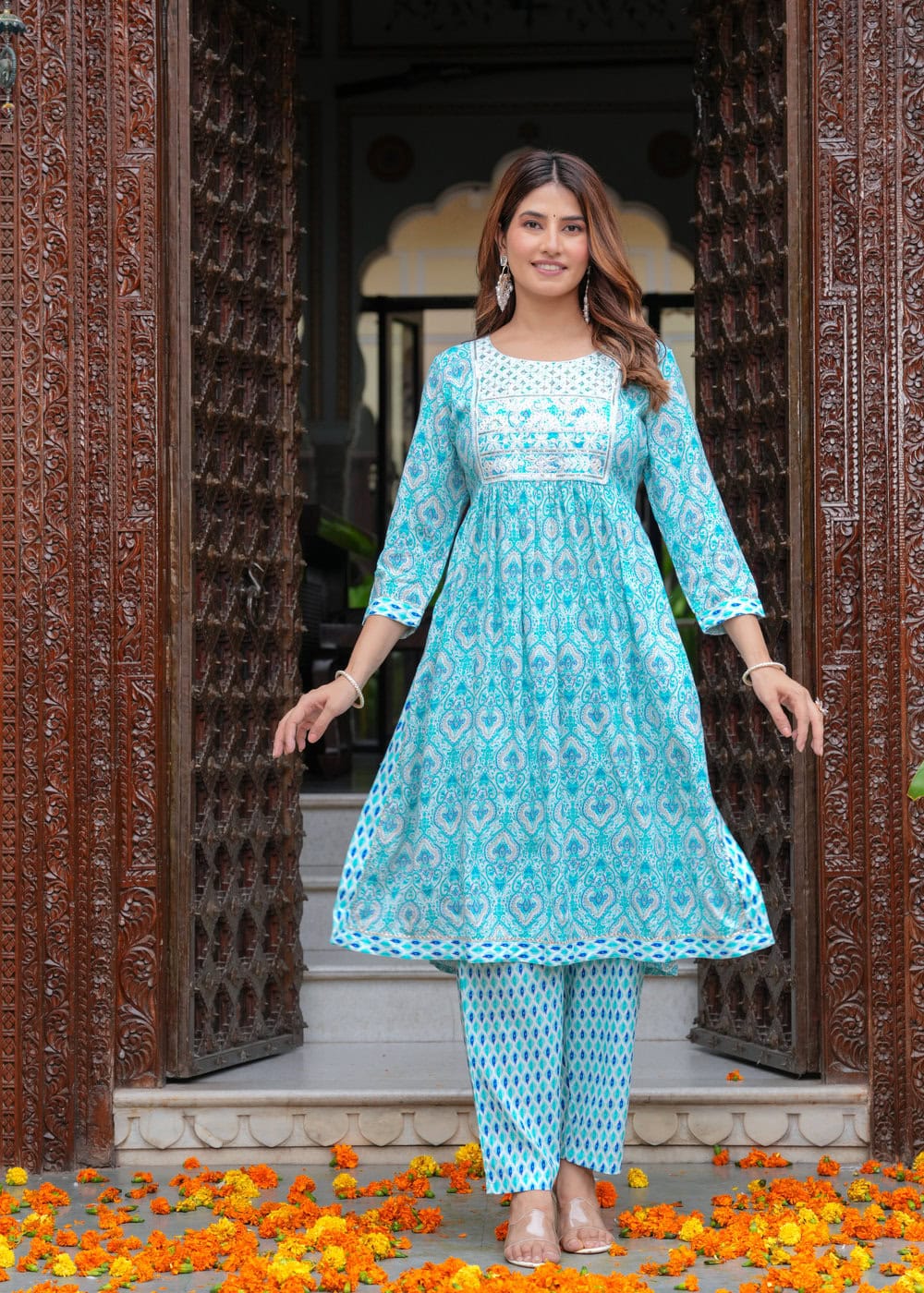 Blue & White Ethnic Motifs Embroidered Thread Work Kurta with Trousers