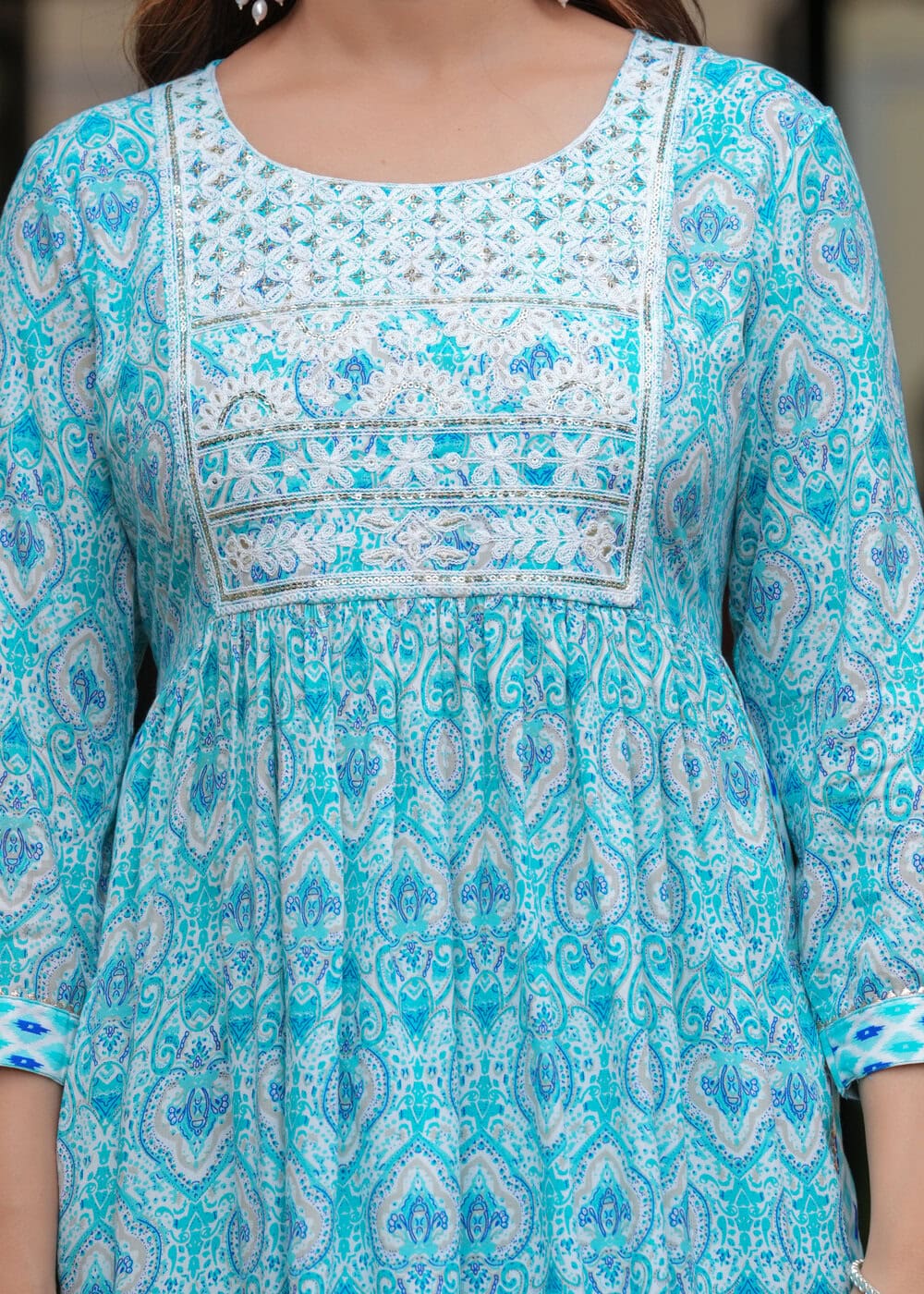 Blue & White Ethnic Motifs Embroidered Thread Work Kurta with Trousers