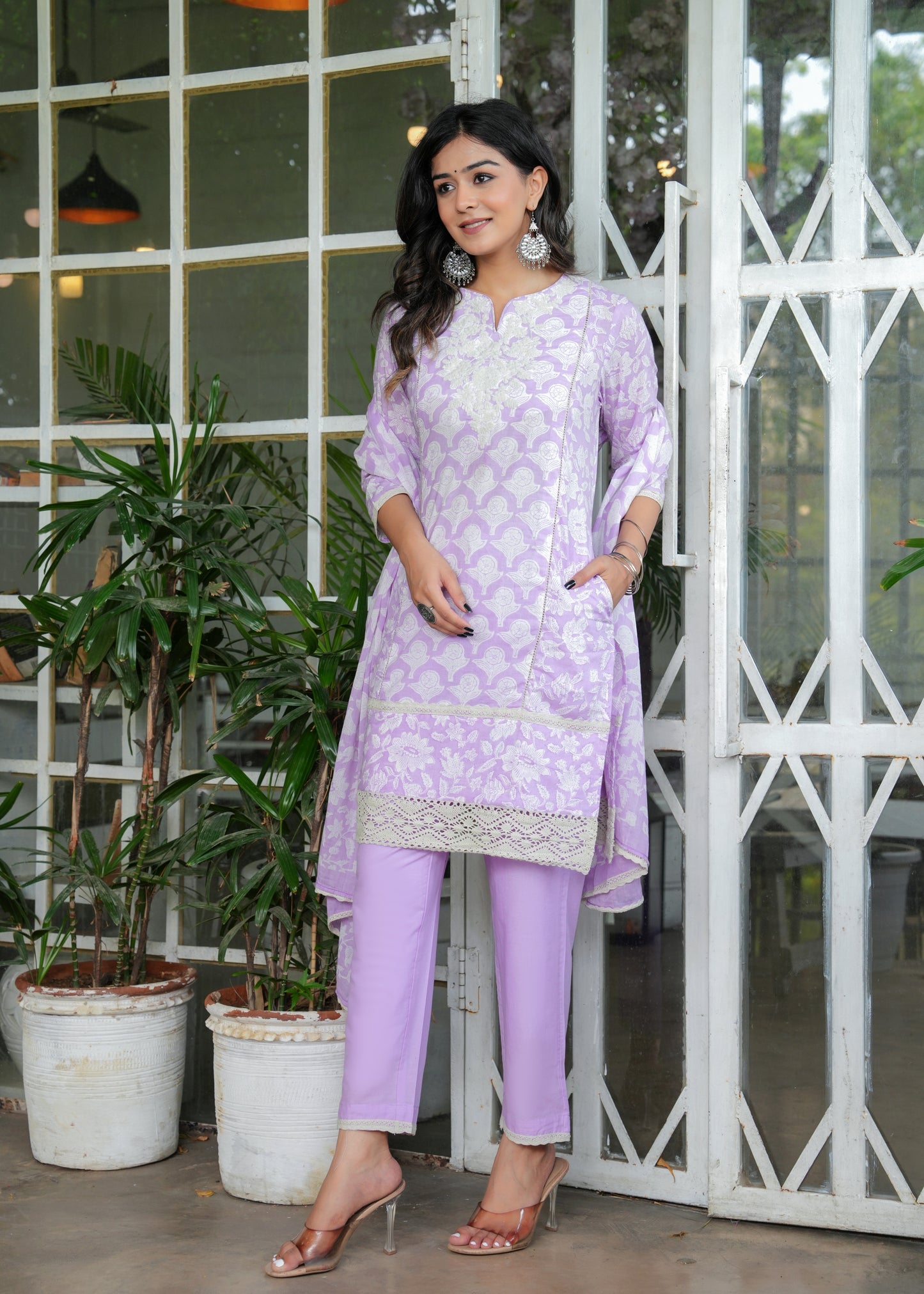 Floral Printed Thread Work Pure Cotton Kurta With Trousers & Dupatta