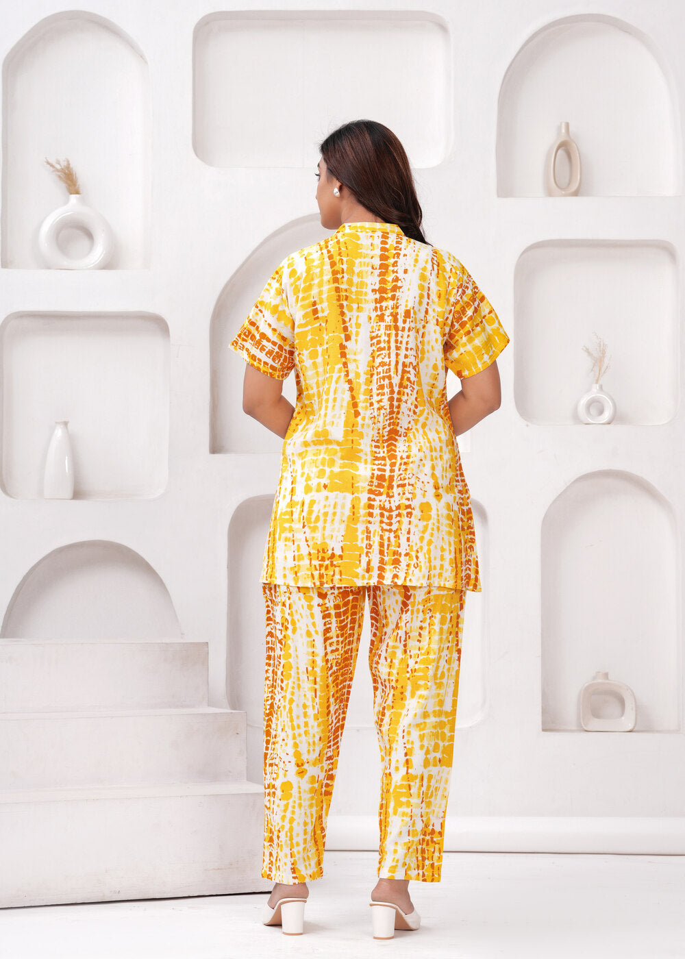 Yellow Printed Mandarin Collar Tunic With Trousers Co-Ords Set