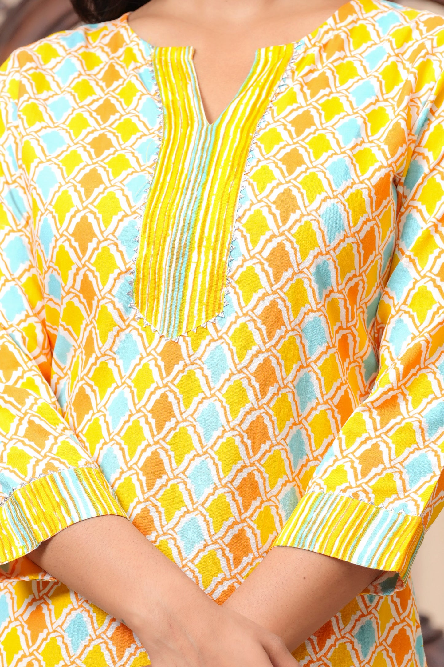 Yellow Geometric Printed Round Neck Straight Kurta With Trouser