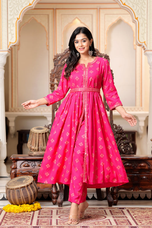 Floral Embroidered Flared Round Neck Anarkali Kurta With Trouser (Pink)