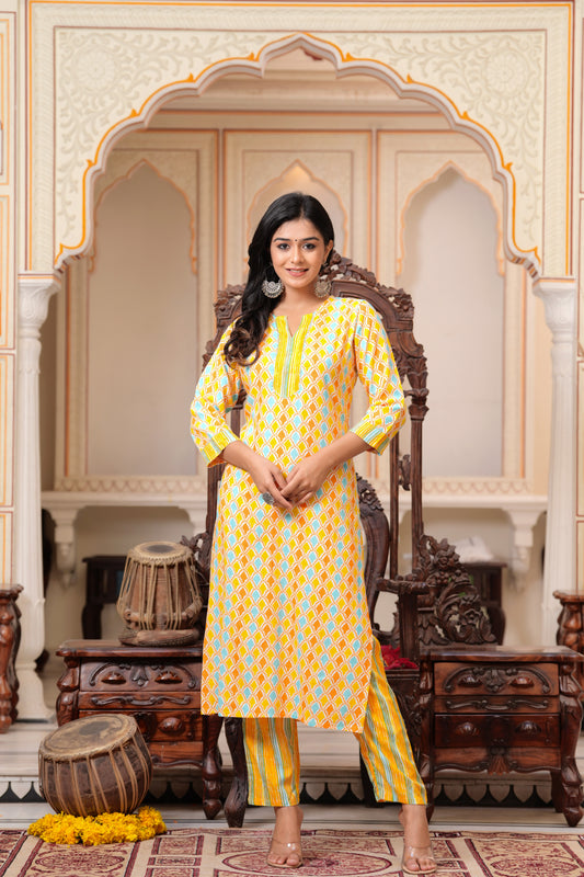 Yellow Geometric Printed Round Neck Straight Kurta With Trouser