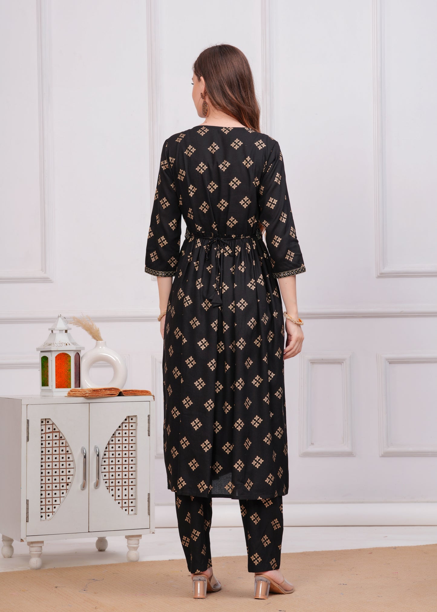 Ethnic Motifs Embroidered Sequinned Anarkali Kurta With Trouser